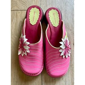 Like New Hanna Andersson Pink Leather Flower Slip On Mule Clog Shoes Sz 6 36